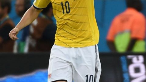 James Rodríguez celebra luego de anotar, ayer.
