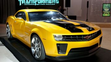 Desde la primera película de "Transformers", GM participó con un Chevrolet Camaroamarillo brillante.