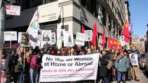 La protesta se lleva a cabo en Union Square este lunes a la tarde.