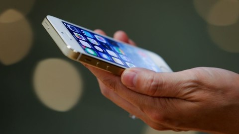 Los terroristas habrían encontrado la forma de convertir teléfonos celulares en aparatos explosivos indetectables.