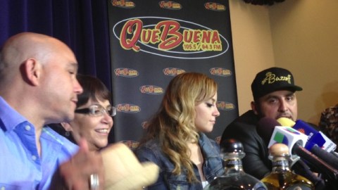 La familia de Jenni desde la izquierda: el papá Gustavo Rivera; doña Rosa, mama de Jenni, Rosie y Juan sus hermanos.