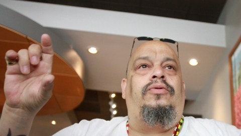 Raúl Kahayarix Ríos, activista puertorriqueño residente en Harlem,  asegura que fue convocado por los Orisha hace cinco años.