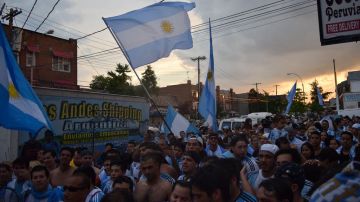 Las banderas argentinas ondearon en Queens.