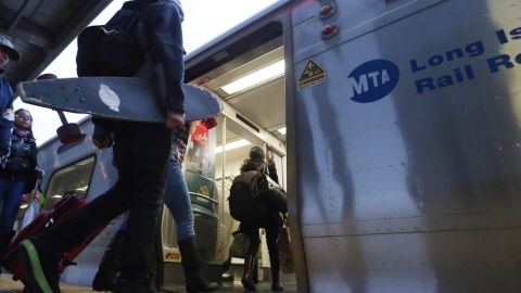 El LIRR es el sistema de transporte de suburbio más grande del país.
