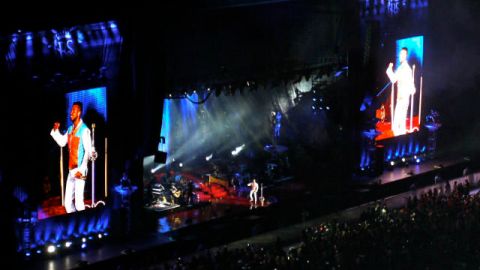 Romeo cantó para sus fans durante más de tres horas.