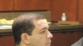 Henry Cuéllar (izq.), congresista demócrata, y John Cornyn, senador republicano, ambos de Texas.