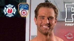 Joseph Conforti, de la Compañía 163 de Queens, es el cover man 2015.