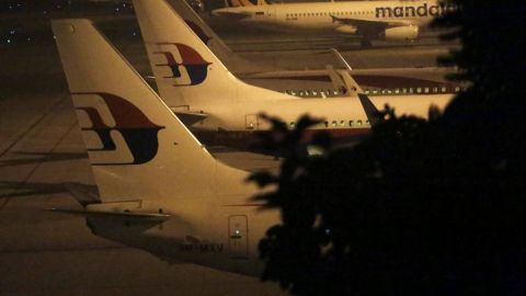 El gobierno ucraniano afirma que separatistas derribaron el avión.