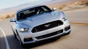 El nuevo Mustang 2015 llegará a los concesionarios de Estados Unidos este otoño.
