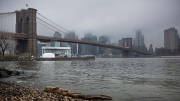 Vista general del área de Brooklyn y su famoso puente. Los precios de renta en ese condado han aumentado dramáticamente.