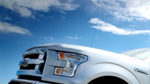 El nuevo motor EcoBoost de 2.7 litros contribuye al ahorro de combustible.