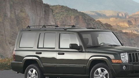 El Jeep Commander 2007 es uno de los modelos llamados a revisión.