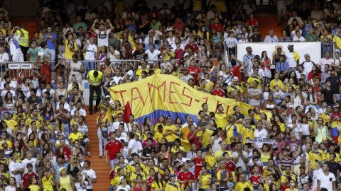 GRA408. MADRID, 22/07/2014.- Aspecto que presentaban las gradas del estadio Santiago Bernabéu, en Madrid, durante la presentación esta tarde del colombiano James Rodríguez como nuevo jugador del Real Madrid. EFE/Kiko Huesca