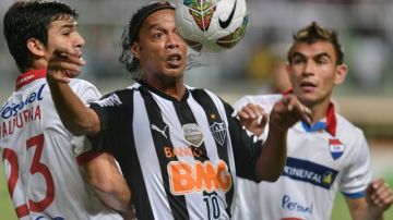 El talento de Ronaldinho le permitió rescatar al Atlético Mineiro y conducirlo a ganar tres títulos.