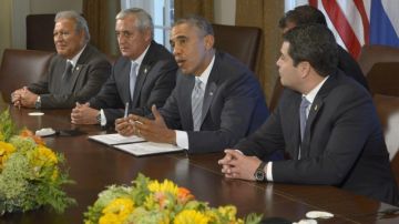 Desde la izquierda, los presidentes de El Salvador Sánchez Cerén, Otto Pérez Molina de Guatemala,  Barack Obama de EEUU  y Juan Orlando Hernández, de Honduras.