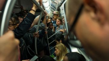 Los usuarios del Alto Manhattan se enfrentarán desde hoy a la suspensión de trenes A, B, C y D.