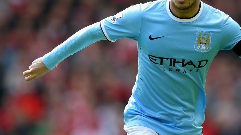 El español David Silva pone el talento en la mitad del campo del Manchester City.