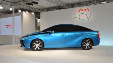 Se espera que el Toyota FCV o Mirai salga a la venta en otoño en California.