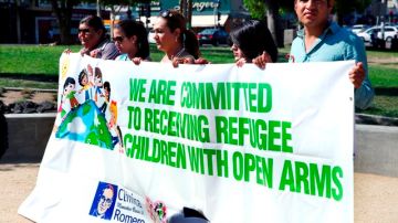 El concejal Cedillo exhortó a DHS que se asegure que los niños tengan apoyo legal y a una reunificación expedita con sus familias.