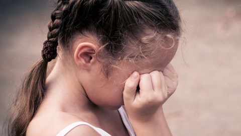 Condenó las malas condiciones de los albergues donde tieien a los pequeños centroamericanos.