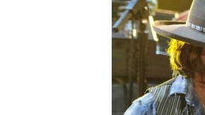 Gracias a su amistad con los integrantes de Aerosmith, Johnny Depp pudo tocar en su concierto.