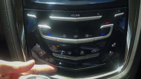 Un número cada vez mayor de los teléfonos inteligentes tienen carga inalámbrica, o vienen con ella o como una opción.