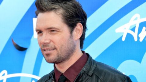 La cadena Fox calificó a Johns como "un talento increíble" y una parte de la familia televisiva lo extrañará.