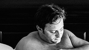 Toma un alto nivel de autoestima mostrarse al desnudo.