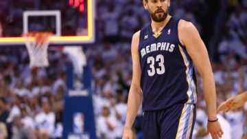 Marc Gasol #33 of the Memphis Grizzlies walks off the court at the end of the first quarter during Game Five of the Western.