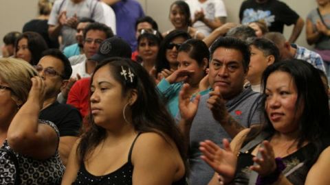 Cerca de 100 trabajadores llegaron a la reunión.