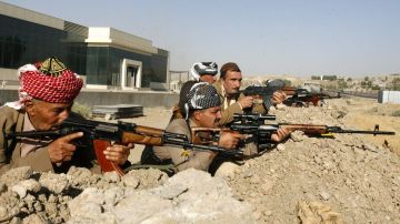 Los yihadistas combaten contra las fuerzas iraquíes.
