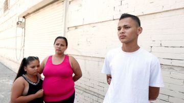 Sus familiares pagaron 5 mil dólares para traer a Edwin desde Honduras hasta Texas.