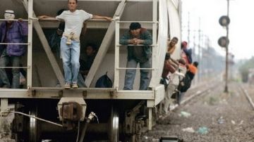 El tren de carga es usado por los inmigrantes centroamericanos para llegar a la frontera con EEUU.