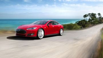 Parece que las máximas calificaciones alcanzadas por el Tesla S disminuirán de manera importante.