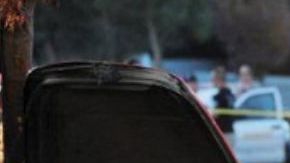 Cuando los detectives registraron una vivienda en Canyon Country, al norte de Los Ángeles, informaron que habían encontrado el panel del techo del vehículo.