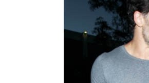 La pareja disfruta de las mieles del amor.