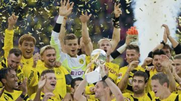 Borussia Dortmund repitió su título como monarca de la Super Copa de Alemania.