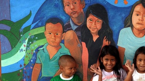 Más de 63,000 menores han sido detenidos por las autoridades migratorias al ingresar al país ilegalmente y sin compañía de un adulto.