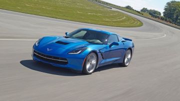 El nuevo Corvette incluirá una transmisión automática de 8 velocidades.