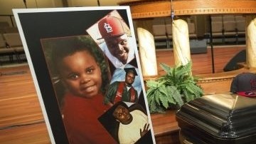 Michael Brown murió después de ser tiroteado por la policía