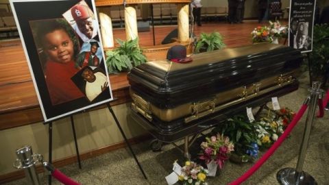 Michael Brown murió después de ser tiroteado por la policía