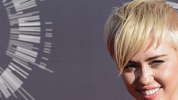 Entre otras cosas, dentro de este mismo espacio, Miley defendió su gusto por hacer ‘twerking’.