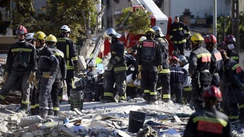 El edificio derrumbado estaba localizado en el sector de Rosny-sous-Bois, a las afueras de París.