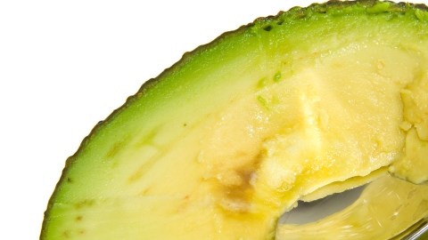 El aguacate contiene grasa saludable para tu organismo.