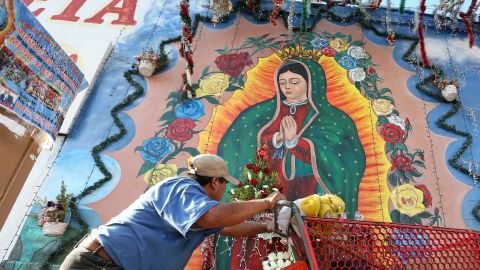 Hay una creciente lejanía entre los mexicanos en Estados Unidos y los gobiernos de México.