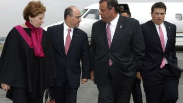 El gobernador de Nueva Jersey al llegar a la capital mexicana.