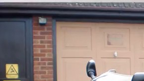 Holmes manejaba a una velocidad mayor de 100 mph cuando ocurrió el accidente.