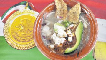 Este año, que tu cena del Día de la Independencia sea muy mexicana y muy saludable.