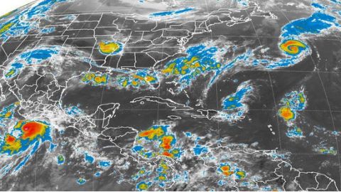 Las autoridades mantienen alerta máxima ante los fenómenos meteorológicos.