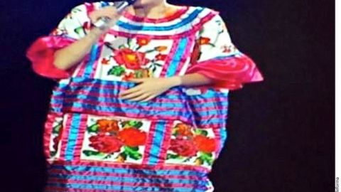 En la segunda actuación que hizo en Monterrey parece que Miley corrigió su conducta.